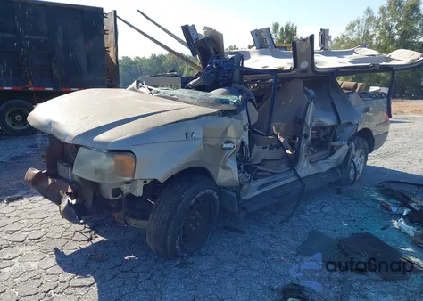 2005 Ford Expedition Xlt z USA, uszkodzony, nr VIN 1FMPU15575LA85675